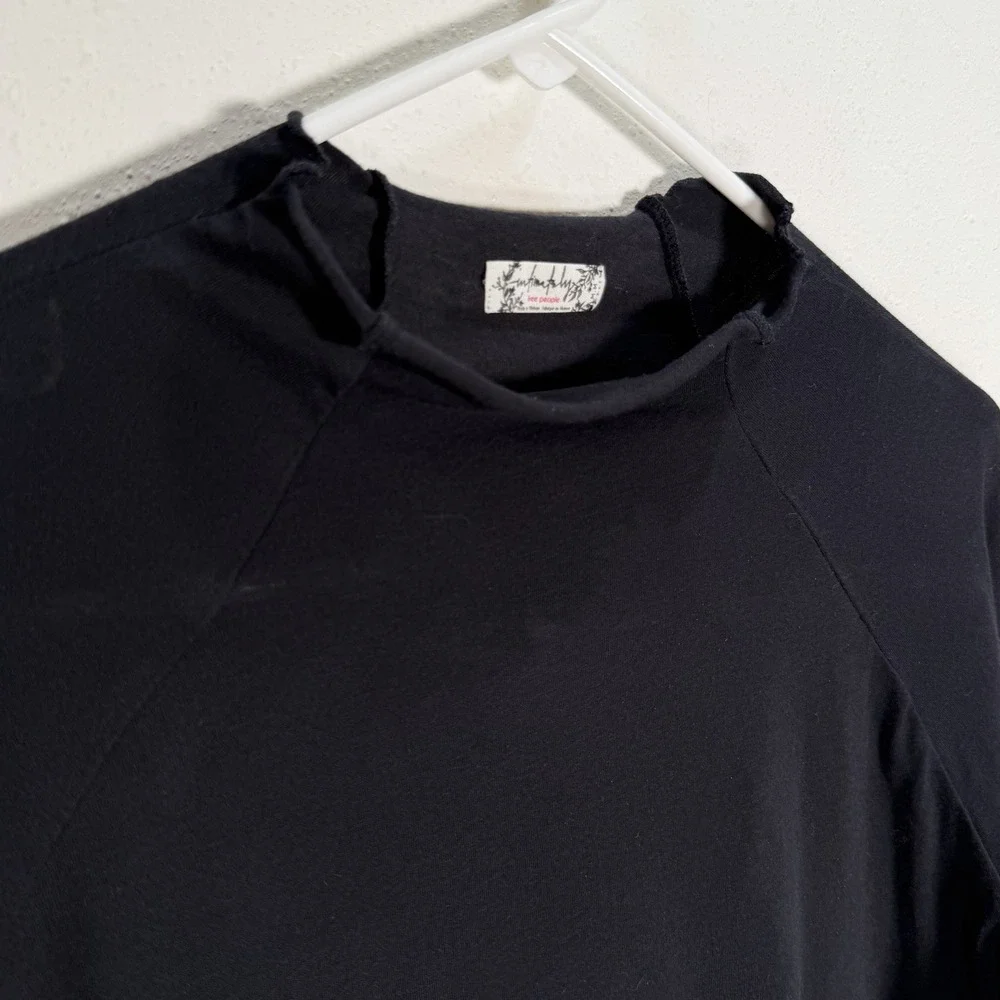 Free People Intimately Top Womens Sz M Black Minimalist 3/4 Sleeve Turtleneck